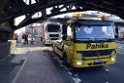 LKW blieb unter Bruecke haengen Koeln Deutz Opladenerstr Deutz Muelheimerstr P145